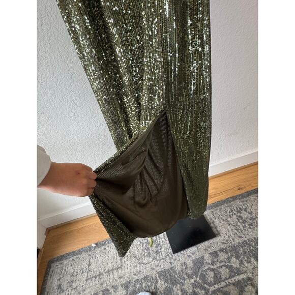 Mac Duggal || Sequined Ruched One Shoulder Gown Maxi Dress - Picture 8 of 9